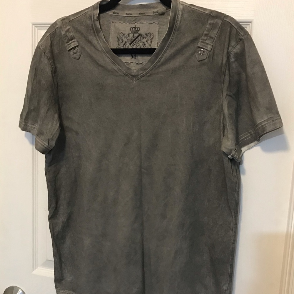 Guess T-shirt